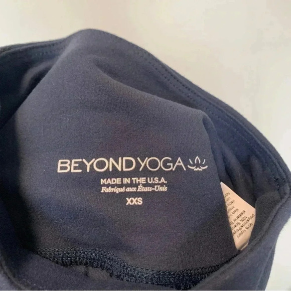 Beyond Yoga  full length high rise navy leggings - Picture 4 of 5